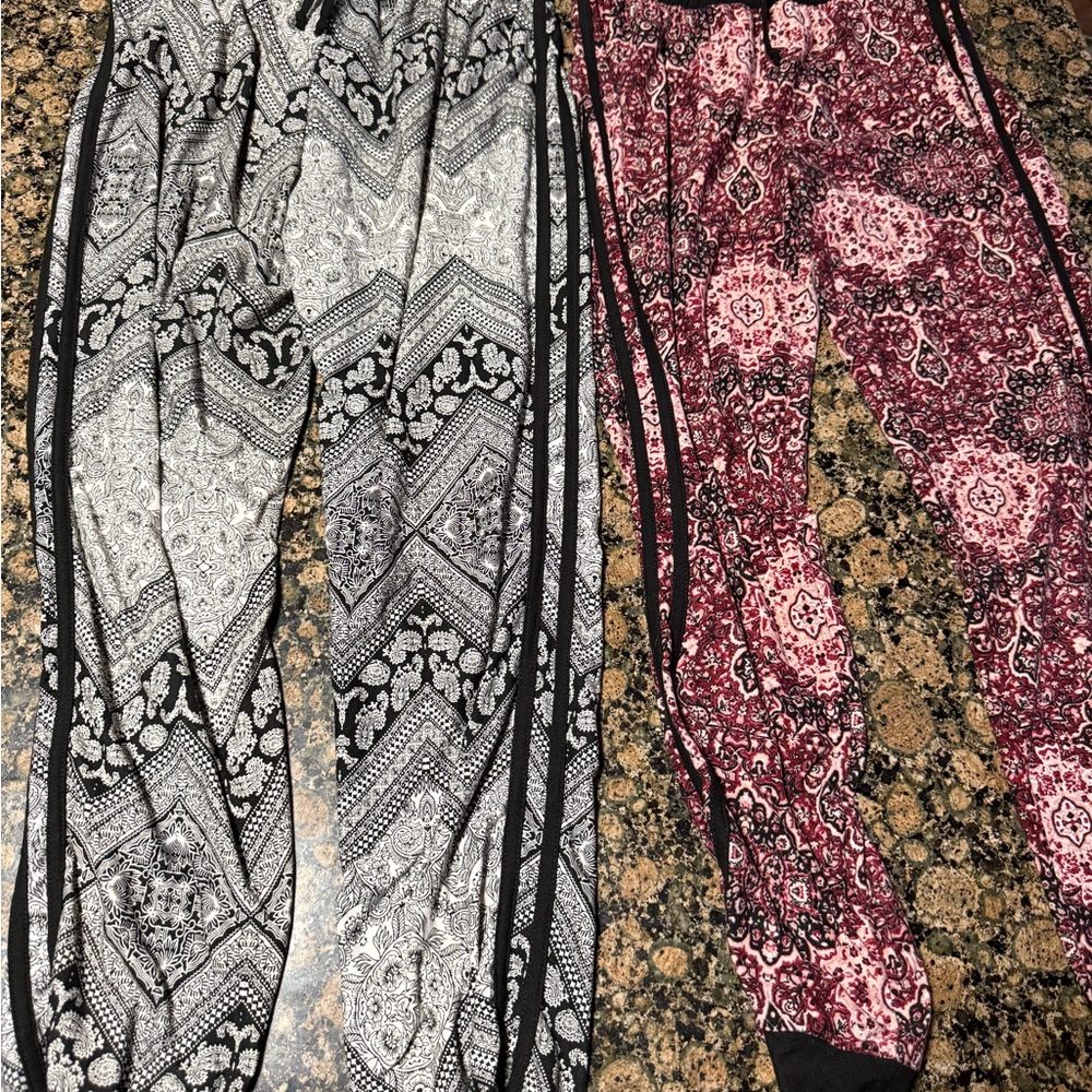 Stylish Kids Casual Bottoms - Black and Red Patterned